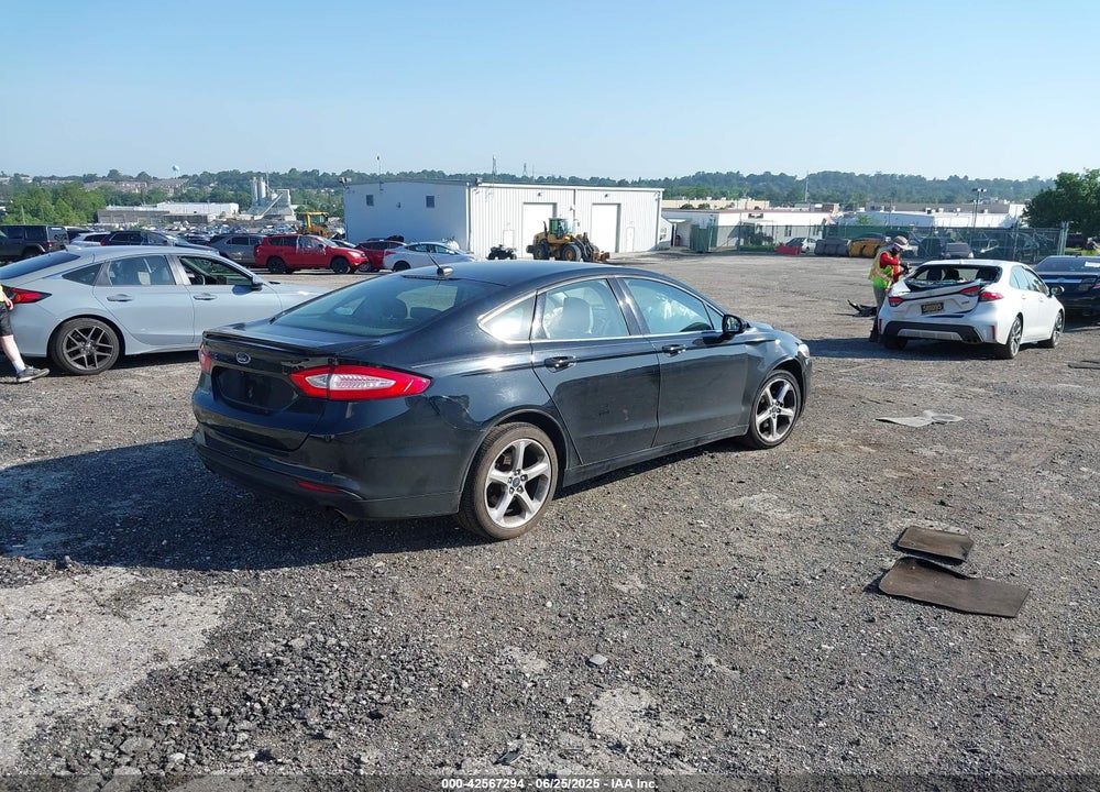 2016 FORD FUSION VIN: 3FA6P0G75GR109014