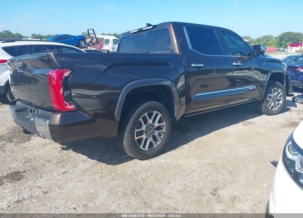 2024 TOYOTA TUNDRA VIN: 5TFMC5DBXRX043668