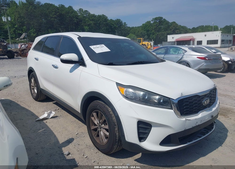 2019 KIA SORENTO 2.4L LX VIN: 5XYPG4A36KG437900