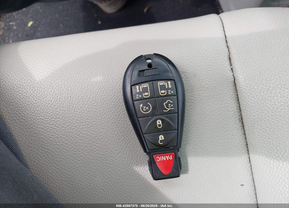 2012 CHRYSLER TOWN & COUNTRY TOURING-L VIN: 2C4RC1CG8CR267345