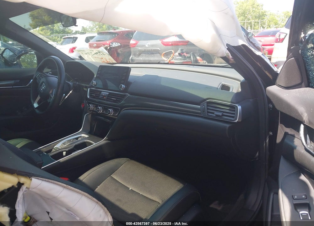 2022 HONDA ACCORD VIN: 1HGCV2F3XNA023817
