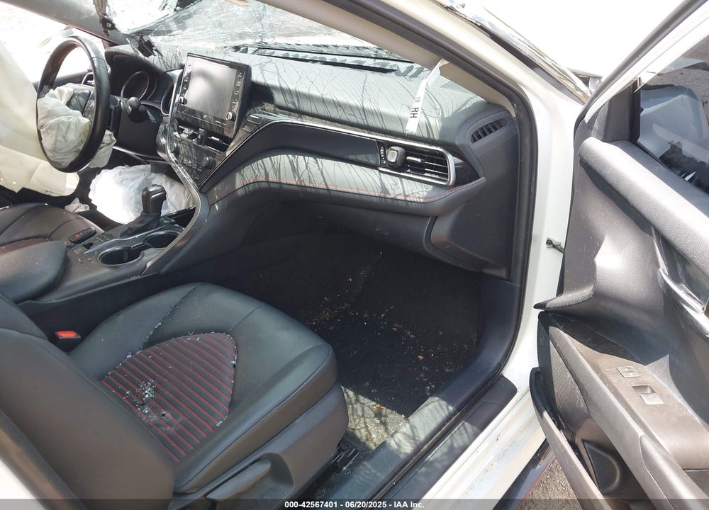 2021 TOYOTA CAMRY VIN: 4T1KZ1AK1MU050131