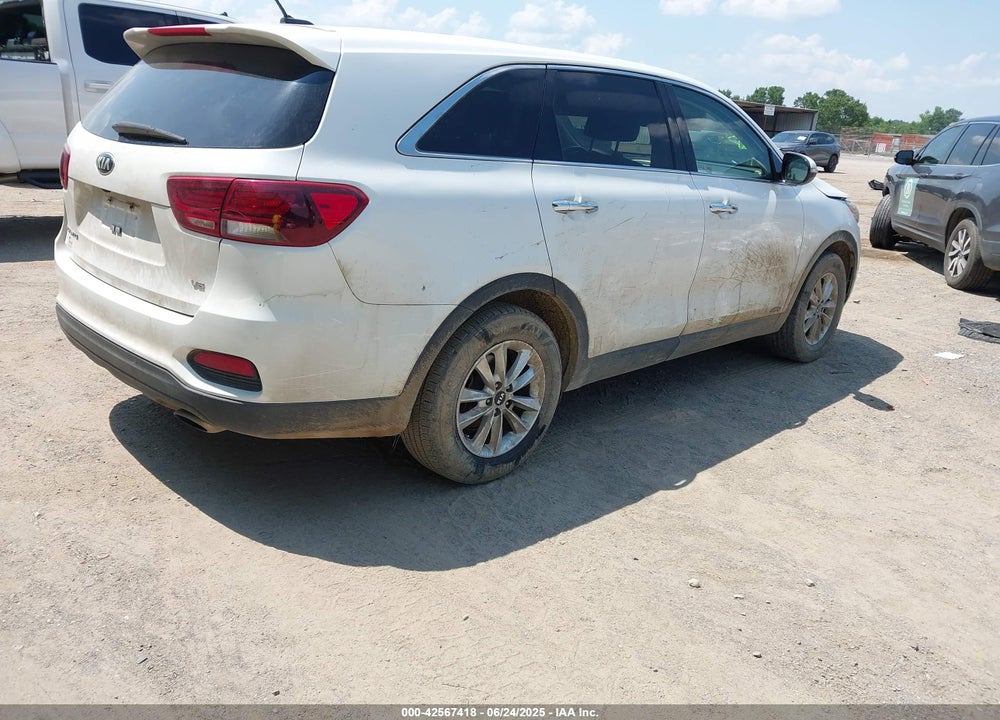 2019 KIA SORENTO VIN: 5XYPGDA51KG560134
