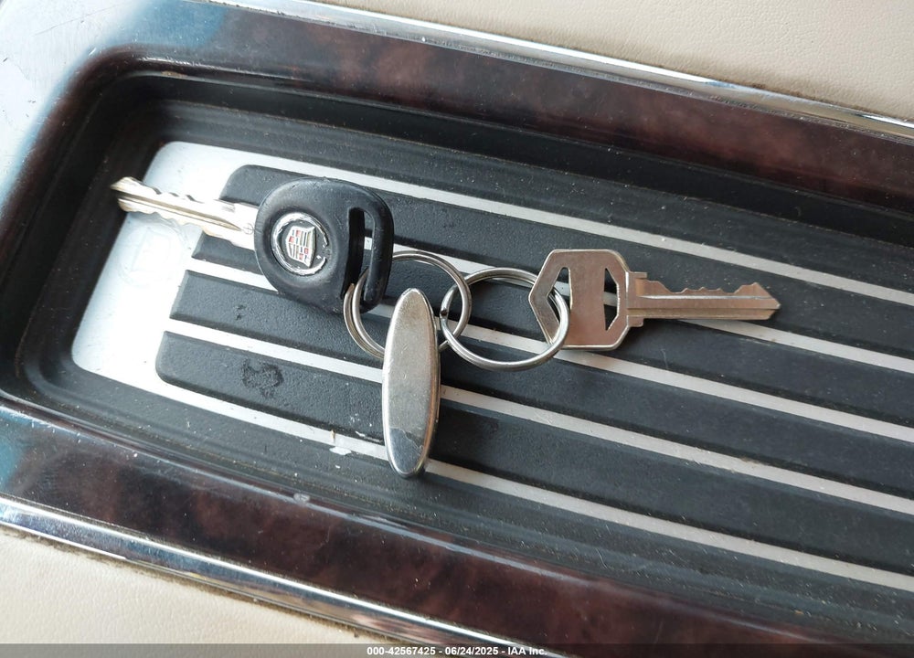 2012 CADILLAC ESCALADE VIN: 1GYS3EEJ7CR226478