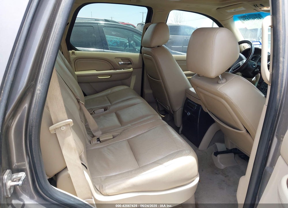 2012 CADILLAC ESCALADE VIN: 1GYS3EEJ7CR226478