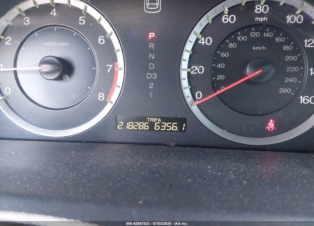 2008 HONDA ACCORD VIN: 1HGCP36718A052923