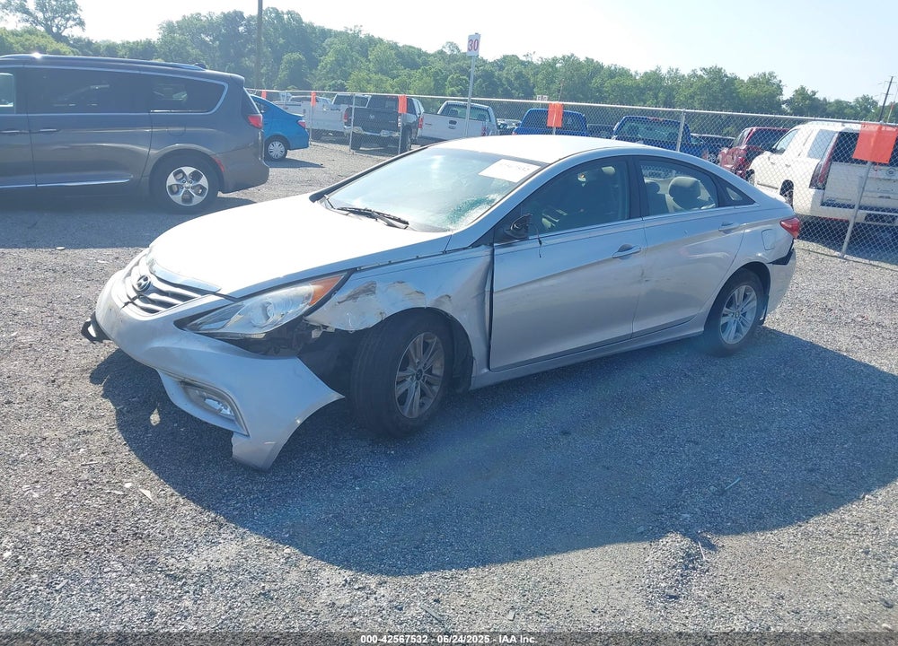 2013 HYUNDAI SONATA GLS VIN: 5NPEB4AC1DH537680