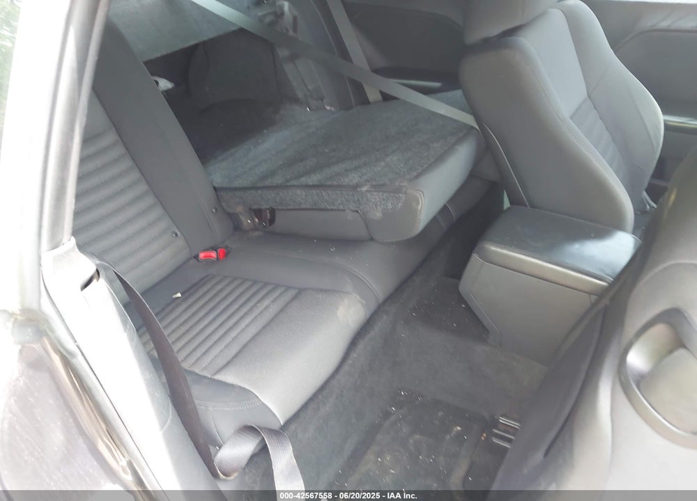 2014 DODGE CHALLENGER SXT VIN: 2C3CDYAGXEH107477