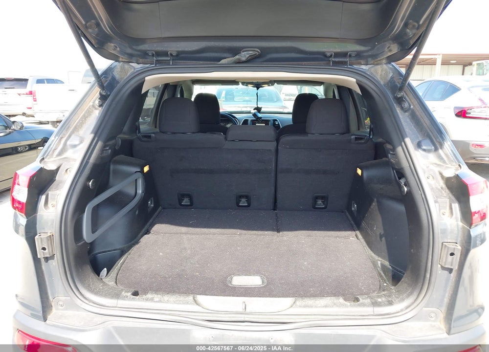 2017 JEEP CHEROKEE VIN: 1C4PJMCB4HW568647