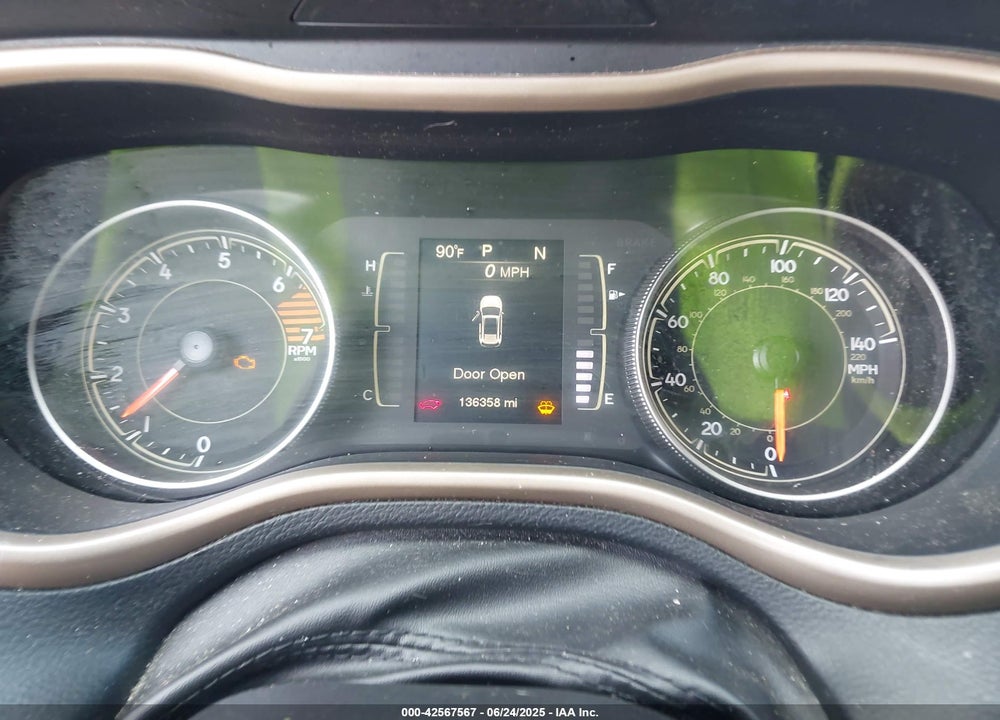 2017 JEEP CHEROKEE VIN: 1C4PJMCB4HW568647