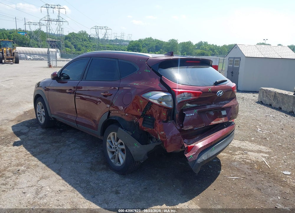 2018 HYUNDAI TUCSON VIN: KM8J33A47JU601443