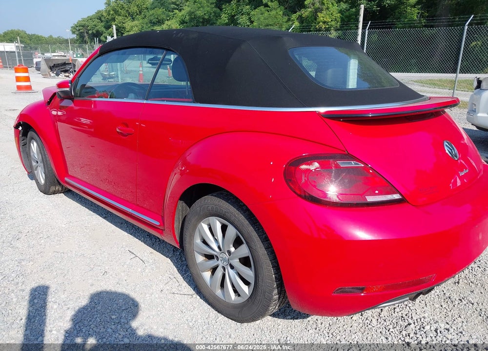 2019 VOLKSWAGEN BEETLE VIN: 3VW5DAAT7KM510898