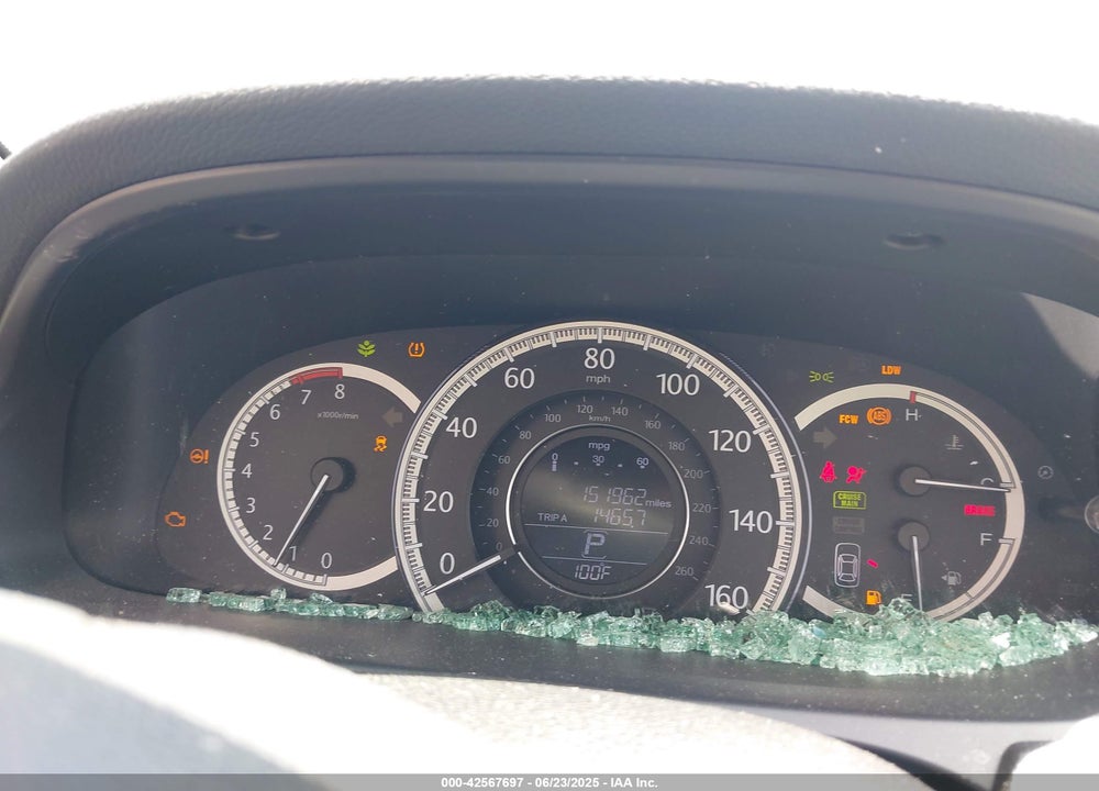 2013 HONDA ACCORD VIN: 1HGCR2F84DA123703