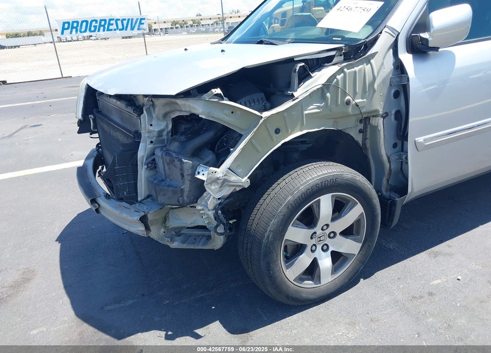 2014 HONDA PILOT VIN: 5FNYF3H94EB018225
