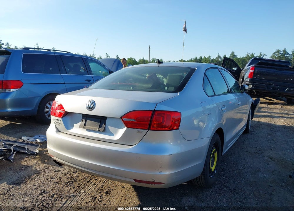 2014 VOLKSWAGEN JETTA VIN: 3VWD17AJ0EM257532