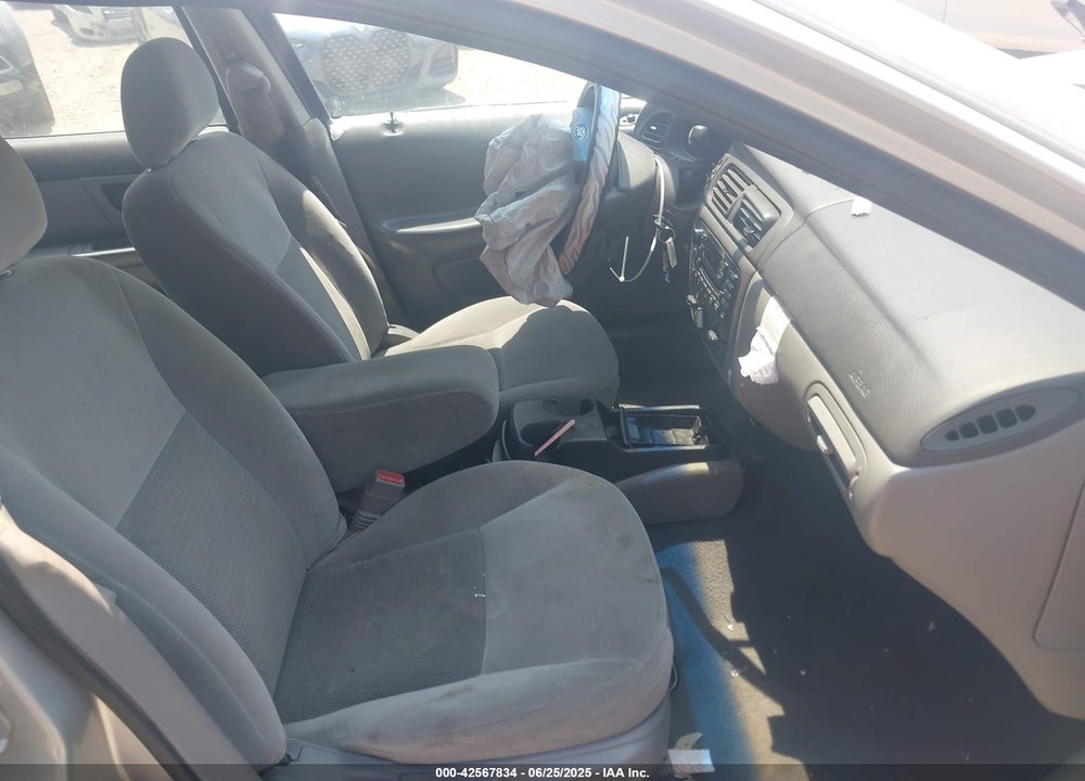 2005 FORD TAURUS SE VIN: 1FAFP53U35A270302
