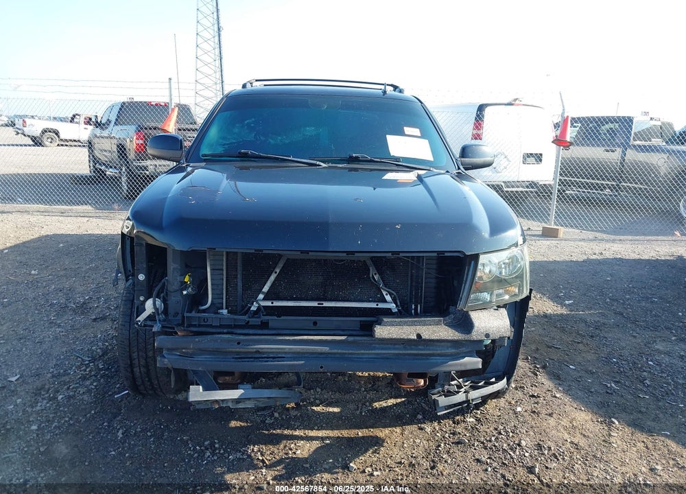 2011 CHEVROLET AVALANCHE VIN: 3GNMCEE05BG291728