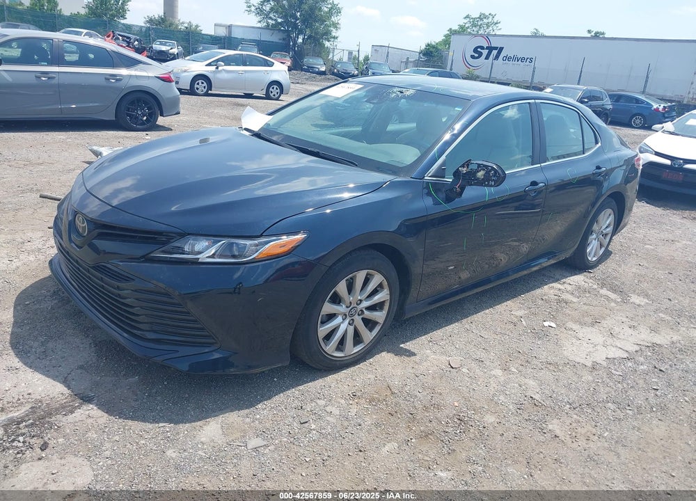 2018 TOYOTA CAMRY VIN: 4T1B11HK4JU523934