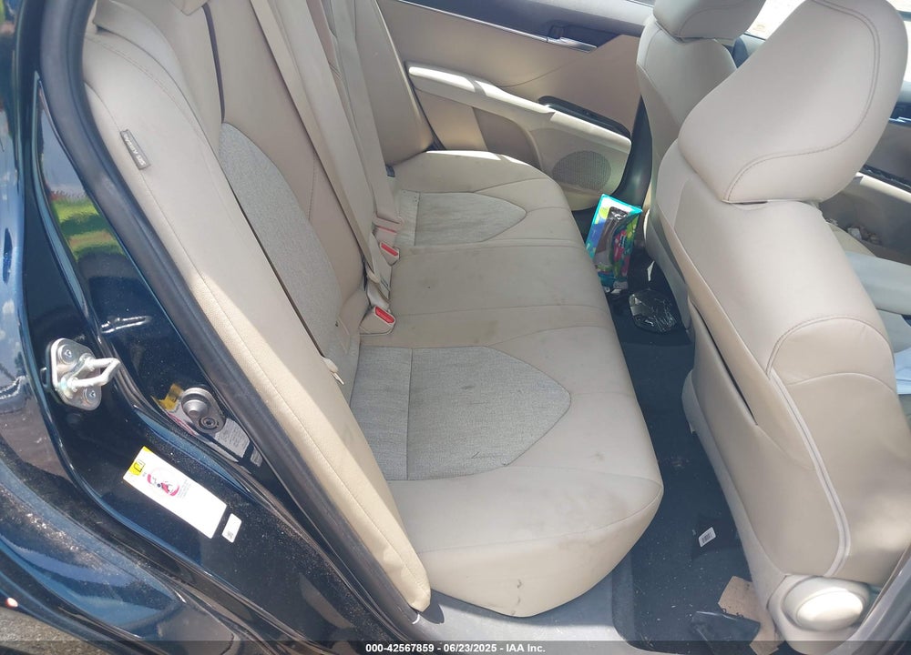 2018 TOYOTA CAMRY VIN: 4T1B11HK4JU523934