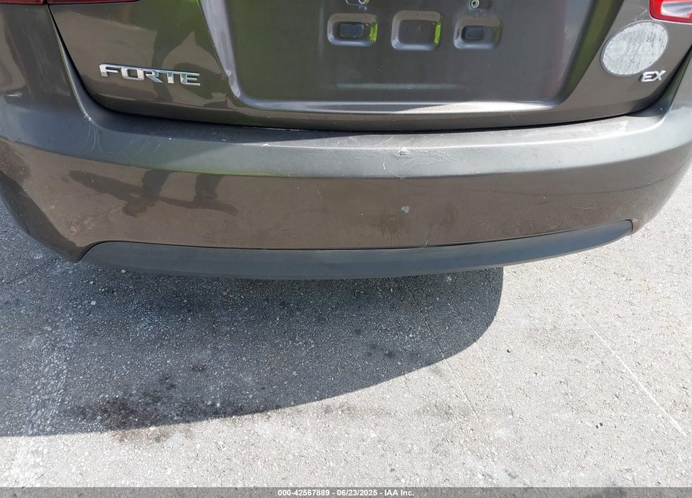 2010 KIA FORTE VIN: KNAFU4A27A5214698