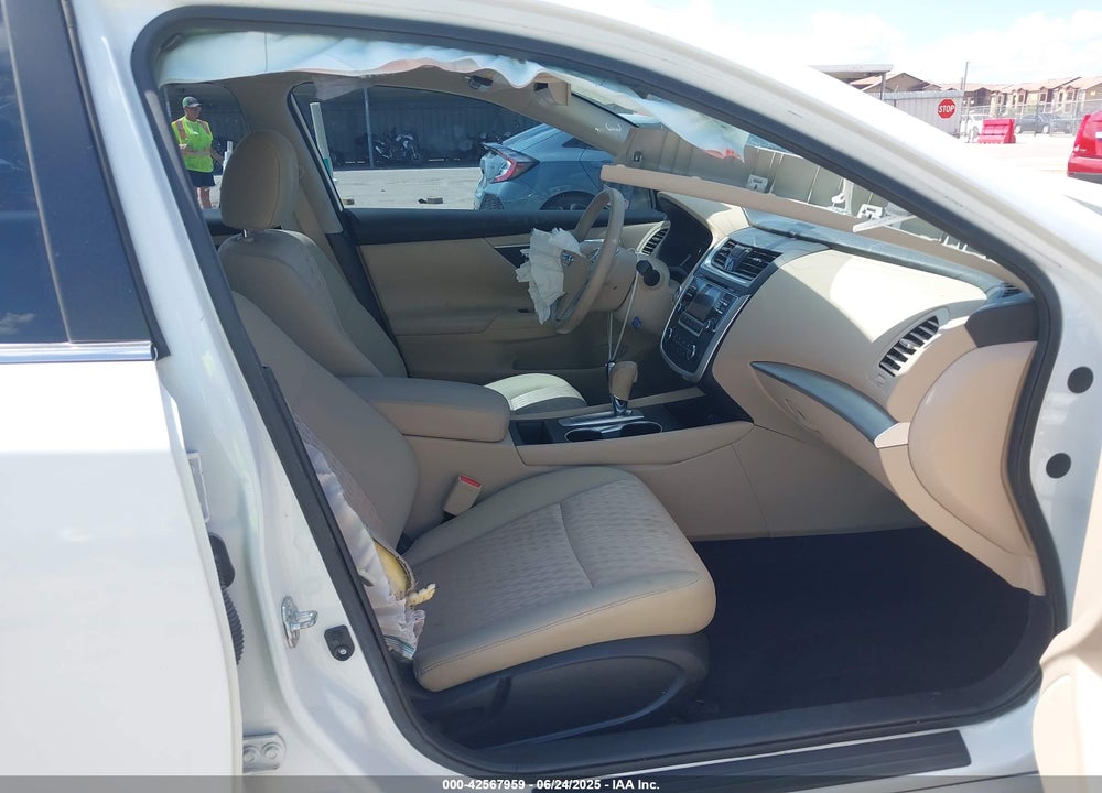 2016 NISSAN ALTIMA VIN: 1N4AL3AP9GC118264