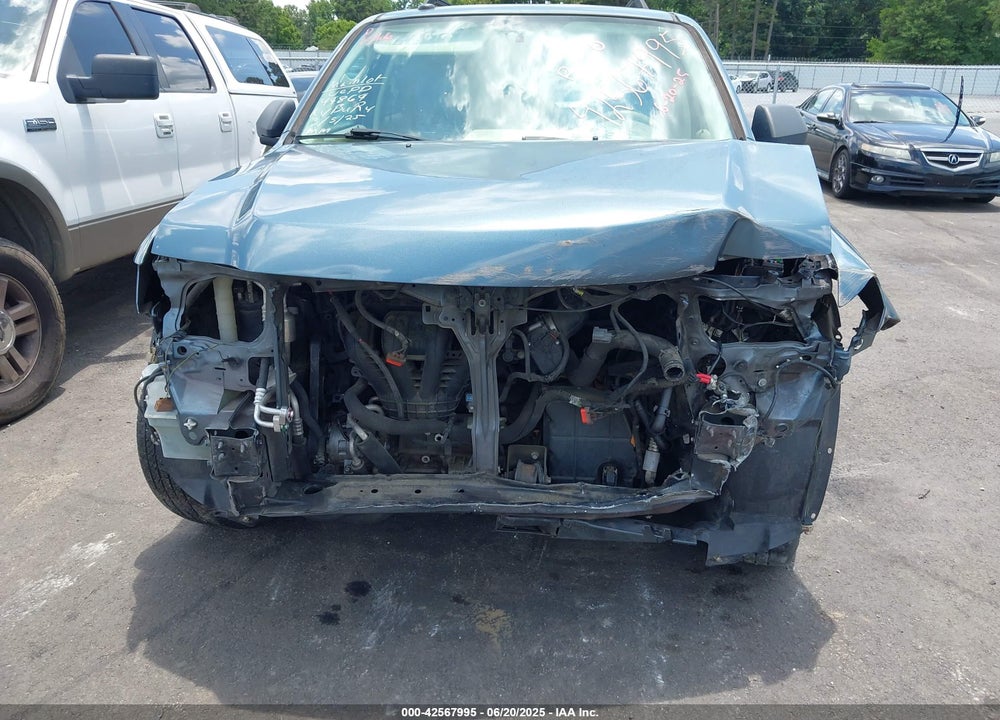 2010 FORD ESCAPE XLT VIN: 1FMCU0D75AKB11637