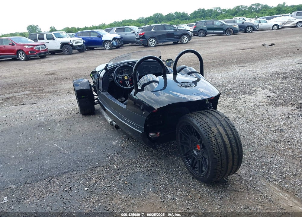 2021 VANDERHALL VENICE VIN: 7KGTV1VB8MR002463