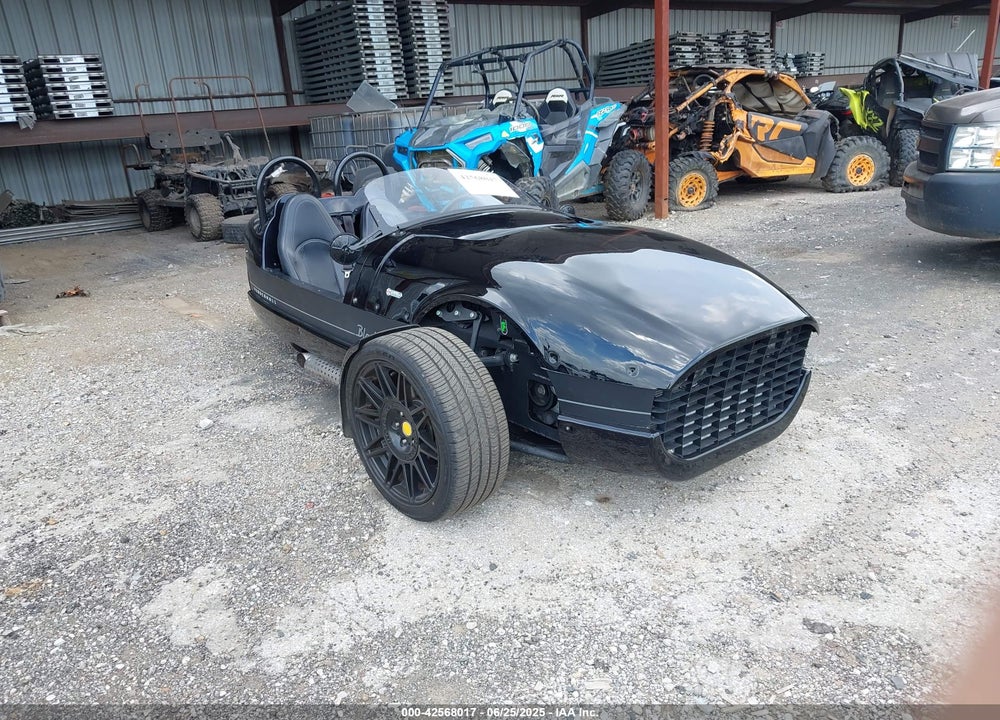 2021 VANDERHALL VENICE VIN: 7KGTV1VB8MR002463