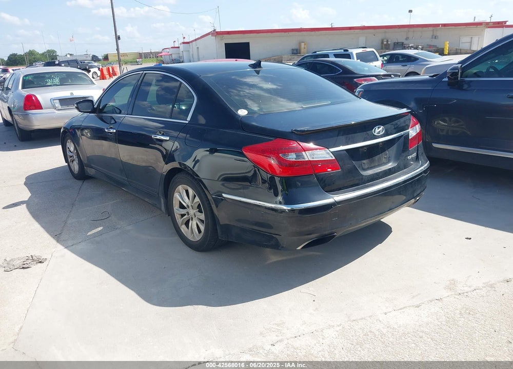 2013 HYUNDAI GENESIS VIN: KMHGC4DD8DU243348