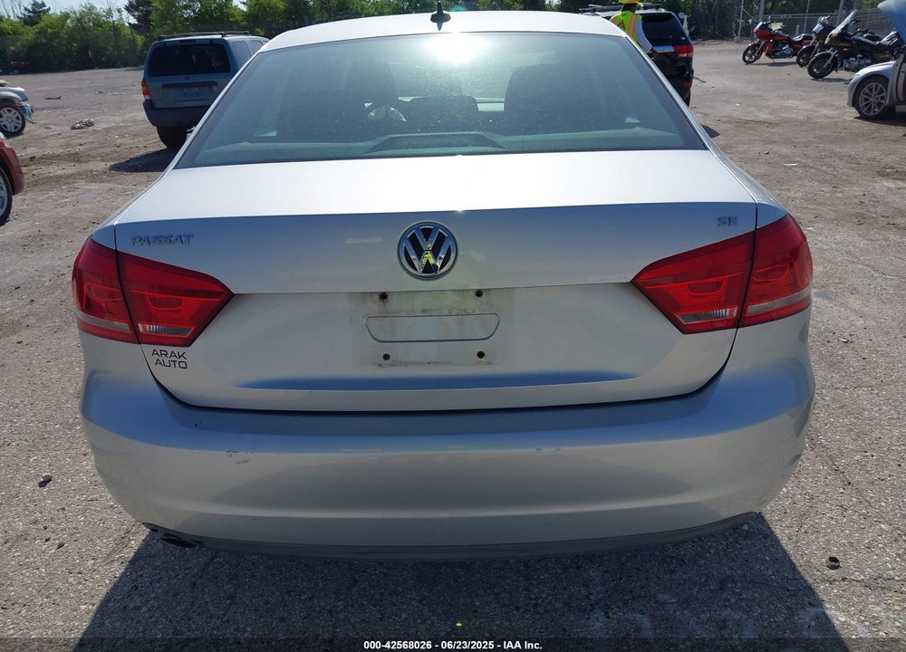 2013 VOLKSWAGEN PASSAT VIN: 1VWBH7A36DC001528