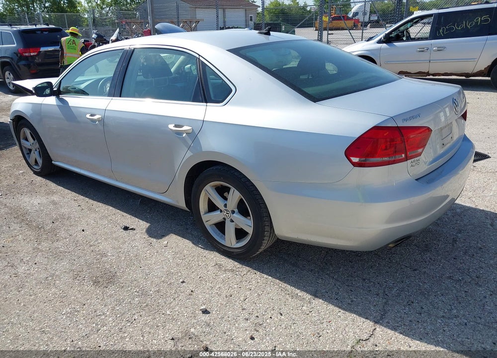 2013 VOLKSWAGEN PASSAT VIN: 1VWBH7A36DC001528