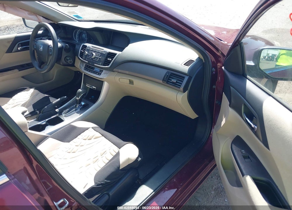 2013 HONDA ACCORD VIN: 1HGCR2F38DA096297