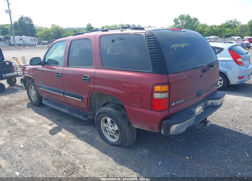 2001 CHEVROLET TAHOE LS VIN: 1GNEK13T21J295102