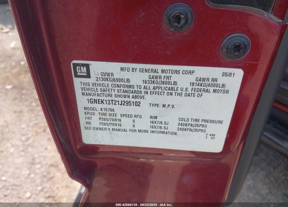 2001 CHEVROLET TAHOE LS VIN: 1GNEK13T21J295102