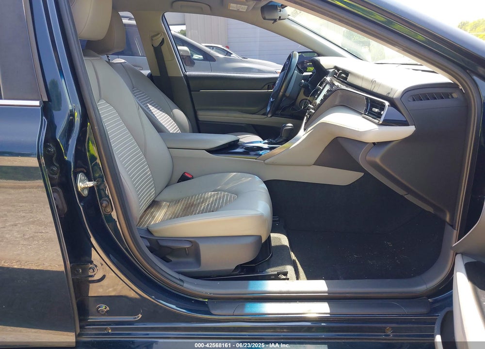 2020 TOYOTA CAMRY VIN: 4T1G11AK7LU860746