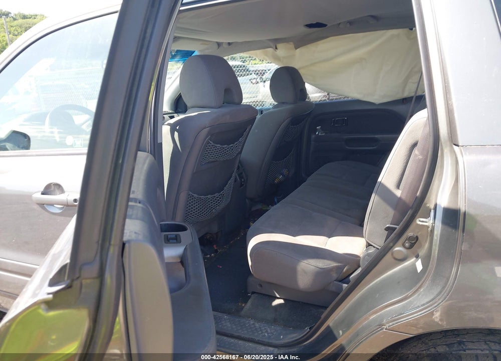 2007 HONDA PILOT VIN: 2HKYF18497H506826
