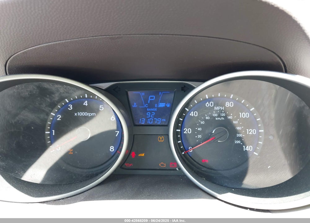 2013 HYUNDAI TUCSON VIN: KM8JUCAC7DU611351