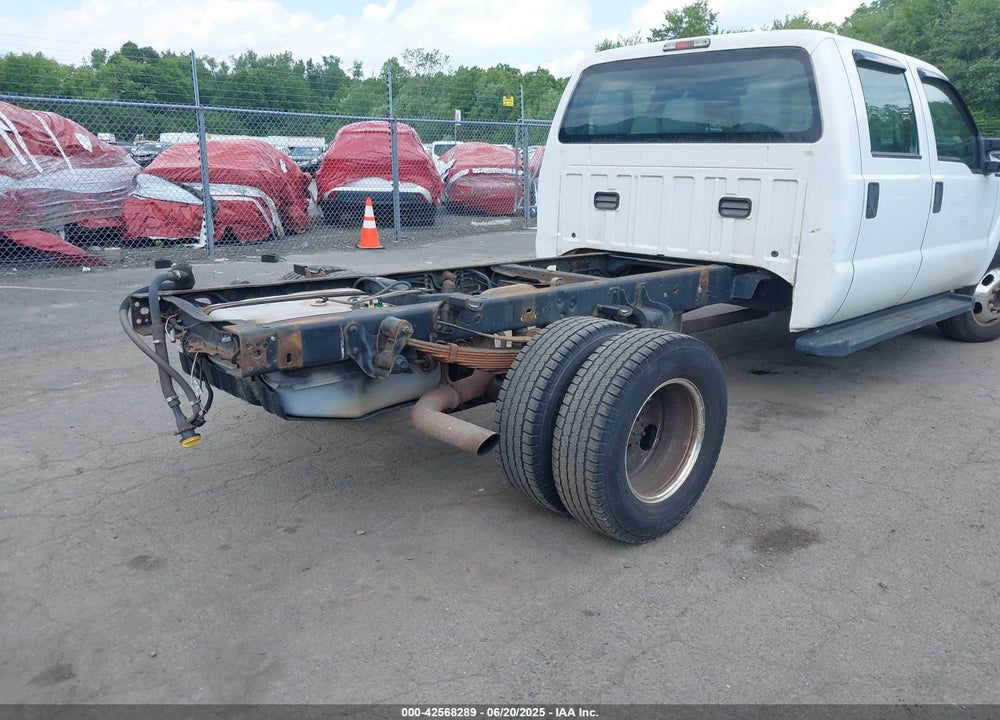 2014 FORD F-350 CHASSIS XL VIN: 1FD8W3H67EEA80804