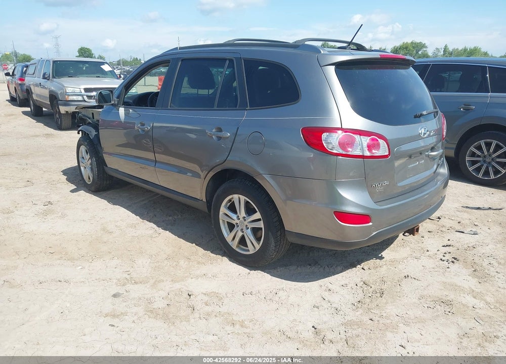 2011 HYUNDAI SANTA FE VIN: 5XYZHDAG3BG055610