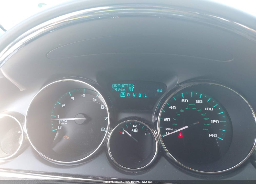 2017 BUICK ENCLAVE CONVENIENCE VIN: 5GAKRAKD0HJ292843
