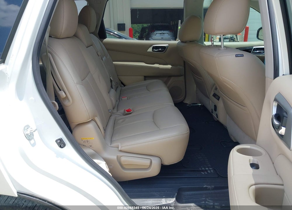 2016 NISSAN PATHFINDER VIN: 5N1AR2MNXGC619544