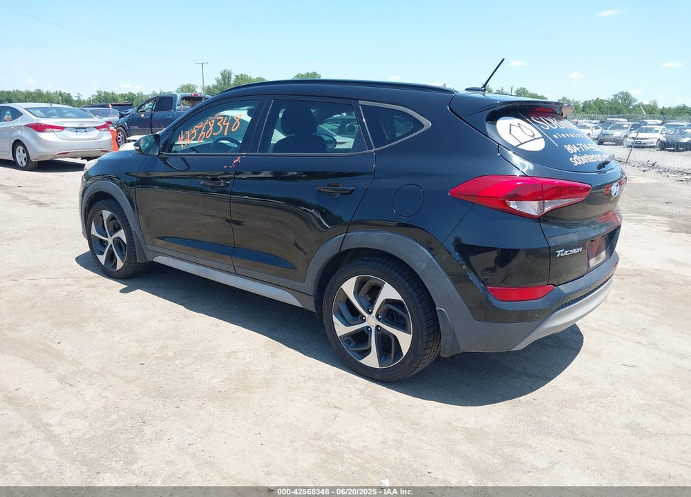 2017 HYUNDAI TUCSON VIN: KM8J3CA26HU571389