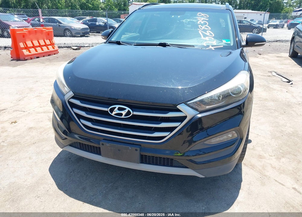2017 HYUNDAI TUCSON VIN: KM8J3CA26HU571389