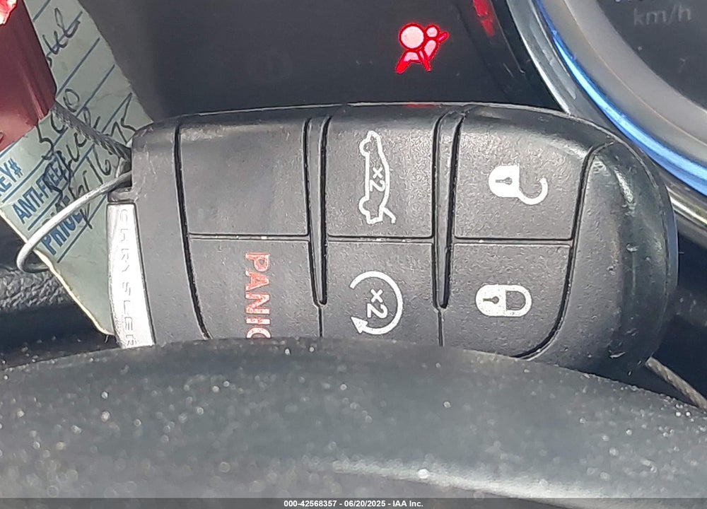 2012 CHRYSLER 300 VIN: 2C3CCABG7CH188332