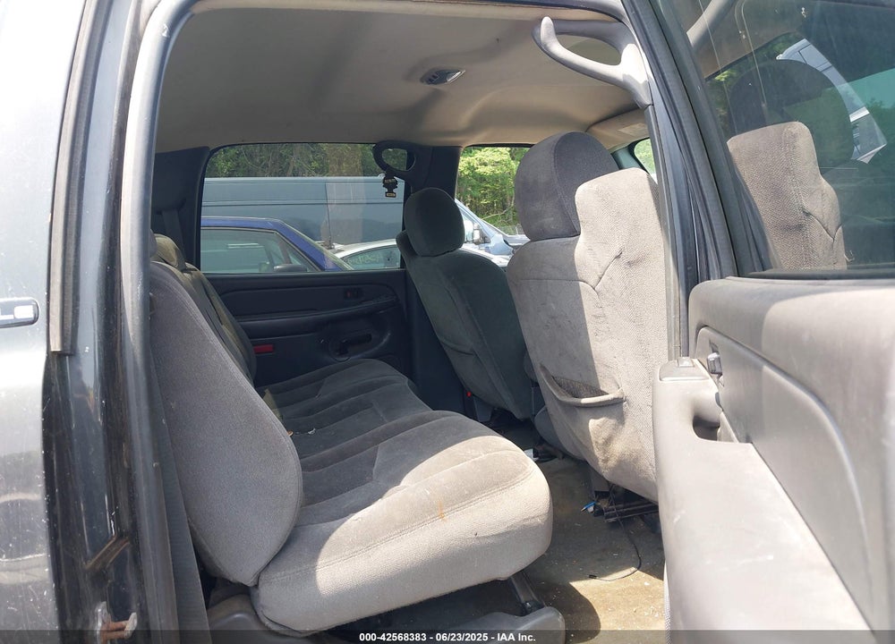 2004 GMC SIERRA 2500HD SLE VIN: 1GTHK23U24F234683