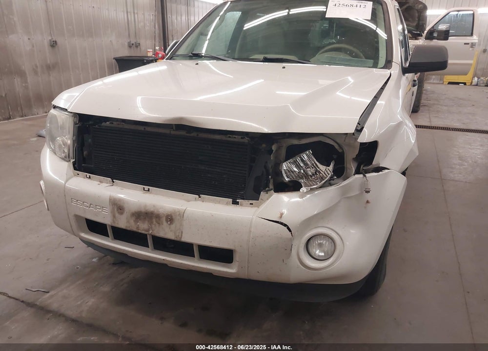 2010 FORD ESCAPE VIN: 1FMCU0D73AKD34081