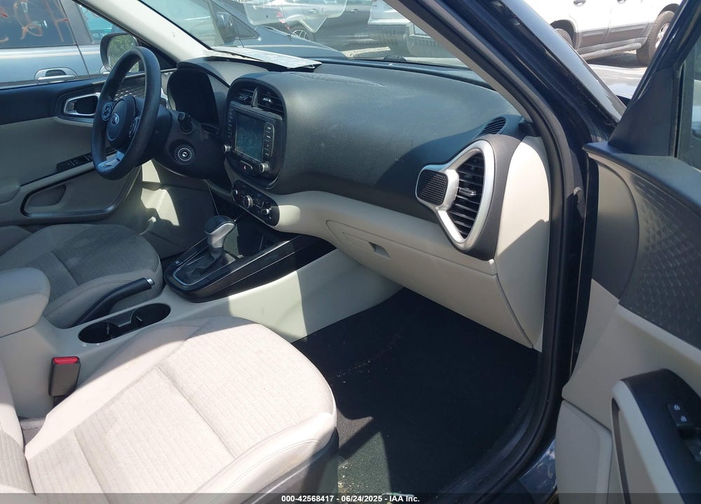 2020 KIA SOUL !/+/S VIN: KNDJ23AU9L7108923