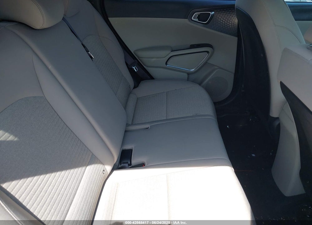 2020 KIA SOUL !/+/S VIN: KNDJ23AU9L7108923