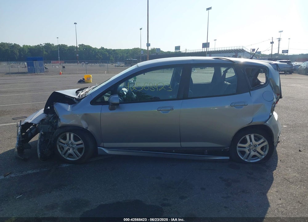 2008 HONDA FIT SPORT VIN: JHMGD38658S053028