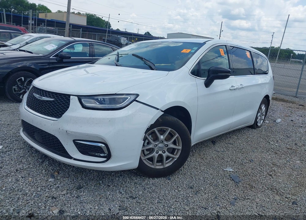 2024 CHRYSLER PACIFICA TOURING L VIN: 2C4RC1BG2RR118830